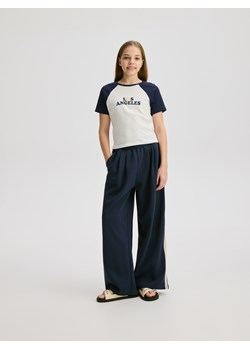 Reserved - Bawełniany t-shirt z aplikacją - granatowy ze sklepu Reserved w kategorii Bluzki dziewczęce - zdjęcie 180348836