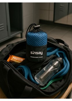 Sinsay - Ręcznik szybkoschnący - niebieski ze sklepu Sinsay w kategorii Ręczniki - zdjęcie 180350309