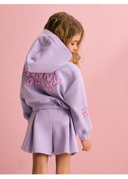 Reserved - Krótka bluza z haftem - lawendowy ze sklepu Reserved w kategorii Bluzy dziewczęce - zdjęcie 180362066