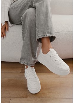 Białe Klasyczne Sneakersy Vices na Grubej Podeszwie Torira ze sklepu born2be.pl w kategorii Buty sportowe damskie - zdjęcie 180368635
