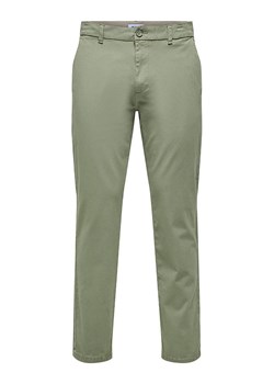 ONLY &amp; SONS Spodnie chino w kolorze khaki ze sklepu Limango Polska w kategorii Spodnie męskie - zdjęcie 180394697