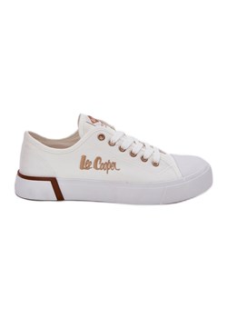 Trampki Materiałowe Damskie Lee Cooper LCW-25-31-3428L Białe ze sklepu ButyModne.pl w kategorii Trampki damskie - zdjęcie 180397475