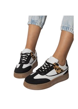 Biało-czarne sneakersy z panterkowym dodatkiem białe ze sklepu ButyModne.pl w kategorii Buty sportowe damskie - zdjęcie 180397488