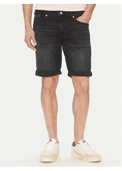 Tommy Jeans Szorty jeansowe Ronnie DM0DM20945 Czarny Regular Fit ze sklepu MODIVO w kategorii Spodenki męskie - zdjęcie 180401896