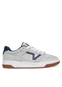 Sneakersy Vans Upland VN000D6FLKZ1 Szary ze sklepu eobuwie.pl w kategorii Buty sportowe męskie - zdjęcie 180402917