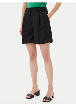 Tommy Hilfiger Szorty materiałowe WW0WW44767 Czarny Regular Fit ze sklepu MODIVO w kategorii Szorty - zdjęcie 180403718