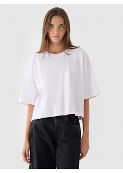 Damski t-shirt oversize Outhorn OTHWAW24TTSHF2341 - biały ze sklepu Sportstylestory.com w kategorii Bluzki damskie - zdjęcie 180408228