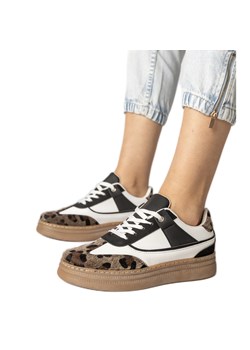 Czarno-białe sneakersy z panterkowym dodatkiem ze sklepu ButyModne.pl w kategorii Buty sportowe damskie - zdjęcie 180418119