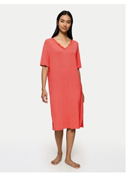 Triumph Koszula nocna Timeless Sensuality 10222628 Koralowy Relaxed Fit ze sklepu MODIVO w kategorii Koszule nocne - zdjęcie 180420218