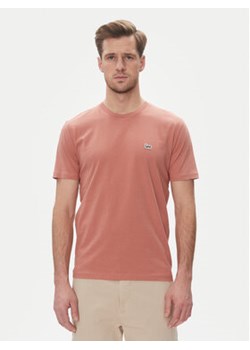 Lee T-Shirt Patch 112364539 Różowy Regular Fit ze sklepu MODIVO w kategorii T-shirty męskie - zdjęcie 180425525