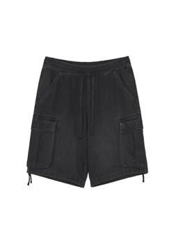 Cropp - Jeansowe szorty typu baggy jogger - czarny ze sklepu Cropp w kategorii Spodenki męskie - zdjęcie 180427429