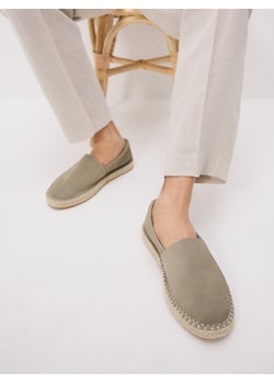 Reserved - Zamszowe espadryle - jasny zielony ze sklepu Reserved w kategorii Espadryle męskie - zdjęcie 180427879