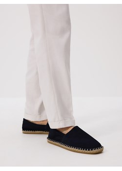 Reserved - Zamszowe espadryle - granatowy - id: 243CR-59X - marki Reserved - 180427899 Reserved - Zamszowe espadryle - granatowy ze sklepu Reserved w kategorii Espadryle męskie - zdjęcie 180427899