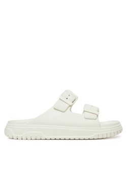 Klapki Armani Exchange XDP043 XV821 00894 Biały ze sklepu eobuwie.pl w kategorii Klapki damskie - zdjęcie 180428775