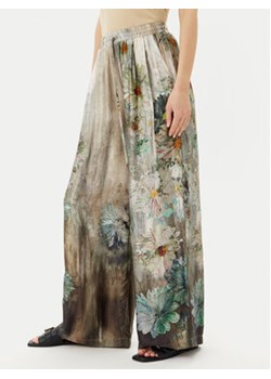 ViCOLO Spodnie materiałowe TD0704 Zielony Relaxed Fit ze sklepu MODIVO w kategorii Spodnie damskie - zdjęcie 180434145