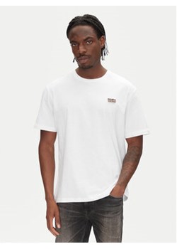 Just Cavalli T-Shirt 78OAHE11 Biały Regular Fit ze sklepu MODIVO w kategorii T-shirty męskie - zdjęcie 180444599