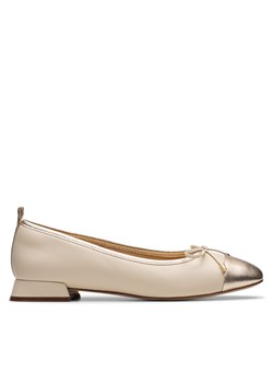 Baleriny Clarks Ubree15 Poppy 26181326 Beżowy ze sklepu eobuwie.pl w kategorii Balerinki - zdjęcie 180449517