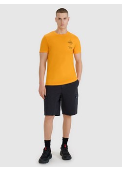 Męskie spodenki casual cargo 4F 4FRSS25TSHOM759 - czarne ze sklepu Sportstylestory.com w kategorii Spodenki męskie - zdjęcie 180456979
