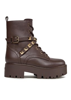 Trapery Guess Vaida FL8VDA Brązowy ze sklepu MODIVO w kategorii Workery damskie - zdjęcie 180555988