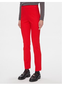Tommy Hilfiger Spodnie materiałowe Elevated WW0WW39721 Czerwony Slim Fit ze sklepu MODIVO w kategorii Spodnie damskie - zdjęcie 181033139