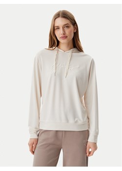 Guess Bluza O5GQ00 KCQP2 Écru Regular Fit ze sklepu MODIVO w kategorii Bluzy damskie - zdjęcie 181034195