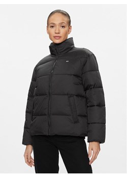 Tommy Jeans Kurtka puchowa DW0DW15963 Czarny Regular Fit ze sklepu MODIVO w kategorii Kurtki damskie - zdjęcie 181035295