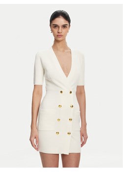 Elisabetta Franchi Sukienka dzianinowa AM-66S-51E2 Biały Regular Fit ze sklepu MODIVO w kategorii Sukienki - zdjęcie 181035495