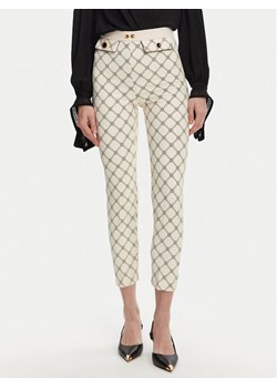 Elisabetta Franchi Spodnie materiałowe PA-S71-51E2 Écru Regular Fit - id: 0000305003546 - marki Elisabetta Franchi - 181035826 Elisabetta Franchi Spodnie materiałowe PA-S71-51E2 Écru Regular Fit ze sklepu MODIVO w kategorii Spodnie damskie - zdjęcie 181035826