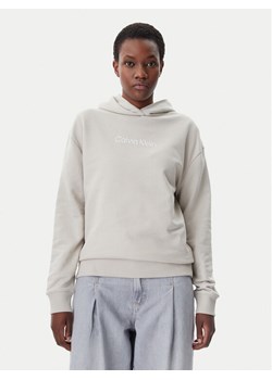 Calvin Klein Bluza Hero Logo K20K205449 Szary Regular Fit ze sklepu MODIVO w kategorii Bluzy damskie - zdjęcie 181035845