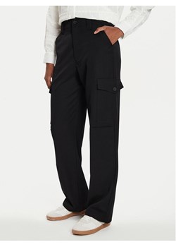 Desigual Spodnie materiałowe Volga 24WWPW17 Czarny Straight Fit ze sklepu MODIVO w kategorii Spodnie damskie - zdjęcie 181036998