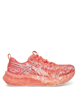 Asics Buty do biegania Noosa Tri 16 1012B675 Czerwony ze sklepu MODIVO w kategorii Buty sportowe damskie - zdjęcie 181037088