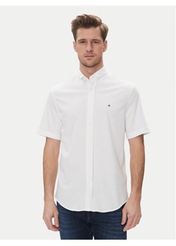 Tommy Hilfiger Koszula Performance MW0MW38663 Biały Regular Fit ze sklepu MODIVO w kategorii Koszule męskie - zdjęcie 181037166
