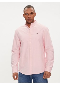 Tommy Jeans Koszula Entry DM0DM19134 Różowy Regular Fit ze sklepu MODIVO w kategorii Koszule męskie - zdjęcie 181037557
