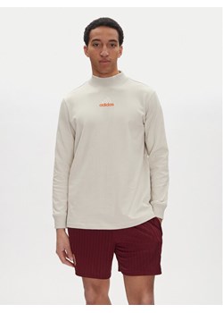 adidas Longsleeve JD5402 Beżowy Loose Fit ze sklepu MODIVO w kategorii T-shirty męskie - zdjęcie 181038439