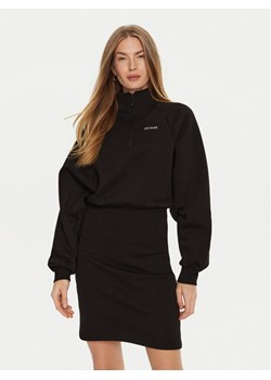 Guess Sukienka dzianinowa V4BK06 KCHX0 Czarny Regular Fit ze sklepu MODIVO w kategorii Sukienki - zdjęcie 181039166