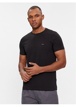 Calvin Klein T-Shirt K10K112724 Czarny Slim Fit ze sklepu MODIVO w kategorii T-shirty męskie - zdjęcie 181039357