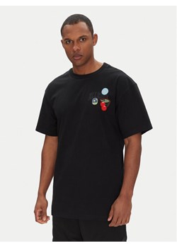 Ellesse T-Shirt Stickero SHZ21993 Czarny Regular Fit ze sklepu MODIVO w kategorii T-shirty męskie - zdjęcie 181039365