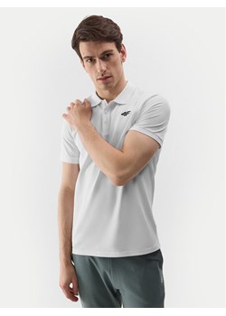 4F Polo 4FWSS24TPTSM130 Biały Regular Fit ze sklepu MODIVO w kategorii T-shirty męskie - zdjęcie 181040019