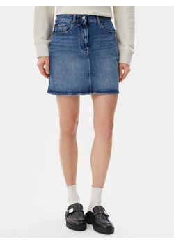 Tommy Jeans Spódnica jeansowa DW0DW20136 Niebieski Mom Fit ze sklepu MODIVO w kategorii Spódnice - zdjęcie 181040339