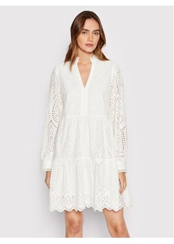 YAS Sukienka codzienna Holi 26027162 Biały Relaxed Fit ze sklepu MODIVO w kategorii Sukienki - zdjęcie 181040749
