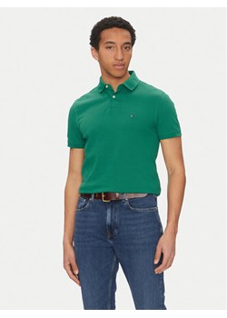Tommy Hilfiger Polo 1985 MW0MW17770 Zielony Regular Fit ze sklepu MODIVO w kategorii T-shirty męskie - zdjęcie 181041008