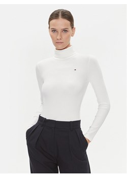 Tommy Hilfiger Golf 5x2 WW0WW39826 Écru Slim Fit ze sklepu MODIVO w kategorii Bluzki damskie - zdjęcie 181041166