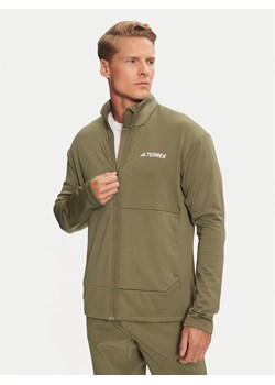 adidas Bluza techniczna Terrex Multi Light IQ3742 Zielony Slim Fit ze sklepu MODIVO w kategorii Bluzy męskie - zdjęcie 181042127