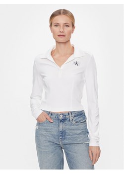 Calvin Klein Jeans Bluzka Polo Collar Milano Regular Top J20J222556 Biały Regular Fit ze sklepu MODIVO w kategorii Bluzki damskie - zdjęcie 181042256
