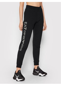EA7 Emporio Armani Spodnie dresowe 8NTP85 TJCQZ 0203 Czarny Regular Fit ze sklepu MODIVO w kategorii Spodnie damskie - zdjęcie 181042646