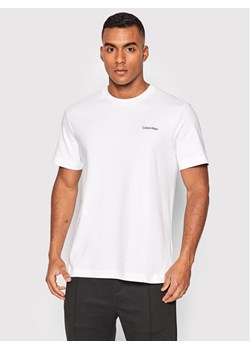 Calvin Klein T-Shirt Micro Logo Interlock K10K109894 Biały Regular Fit ze sklepu MODIVO w kategorii T-shirty męskie - zdjęcie 181042677