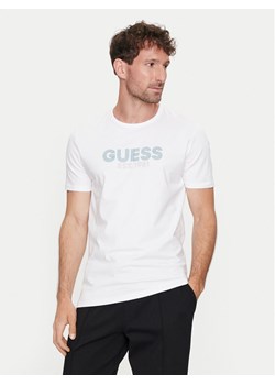 Guess T-Shirt M4YI30 J1314 Biały Slim Fit ze sklepu MODIVO w kategorii T-shirty męskie - zdjęcie 181042949