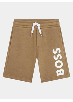 Boss Szorty sportowe J50580 S Beżowy Regular Fit ze sklepu MODIVO w kategorii Spodenki chłopięce - zdjęcie 181043345
