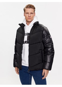 Tommy Jeans Kurtka zimowa DM0DM17226 Czarny Relaxed Fit ze sklepu MODIVO w kategorii Kurtki męskie - zdjęcie 181043346