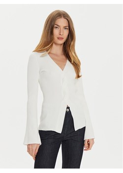 TWINSET Sweter 242TT3023 Écru Slim Fit ze sklepu MODIVO w kategorii Swetry damskie - zdjęcie 181043526